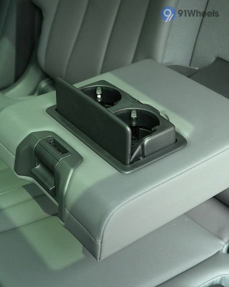 Q8 Rear Centre Arm Rest