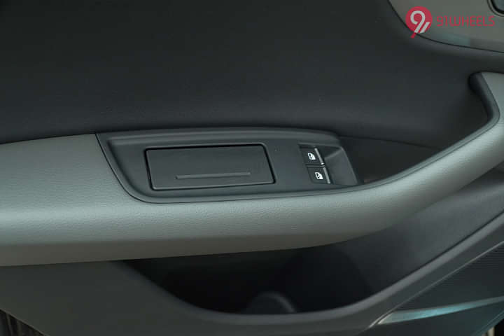 Audi Q8 Passenger Side Front Door Pocket