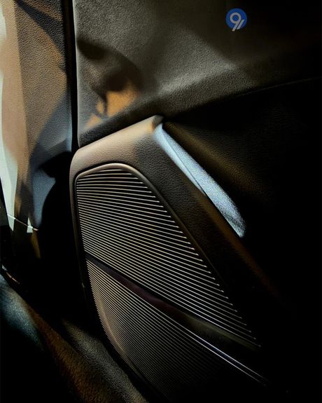 SQ8 Front Speakers