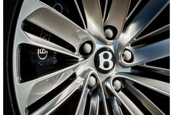Bentley Bentayga Wheel
