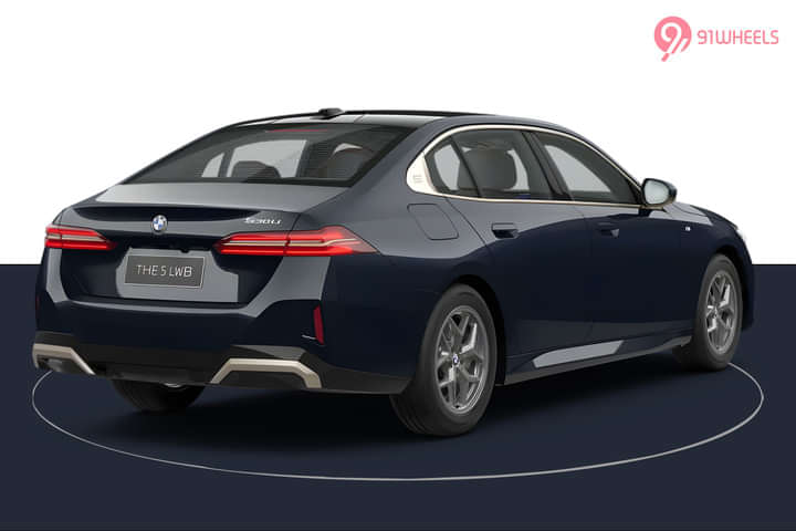 BMW 5-Series Right Rear Three Quarter
