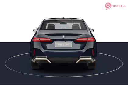 BMW 5-Series Rear View BMW 5-Series Rear View