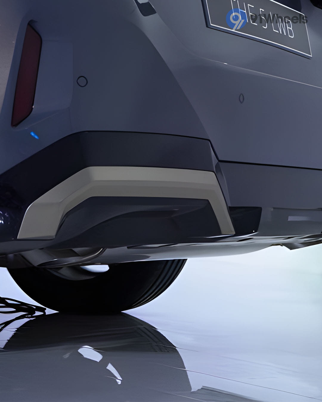 BMW 5-Series Rear Bumper