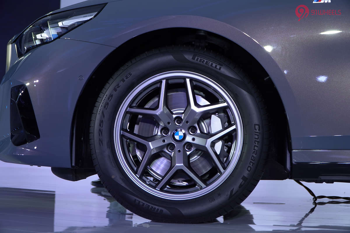 BMW 5-Series Wheel