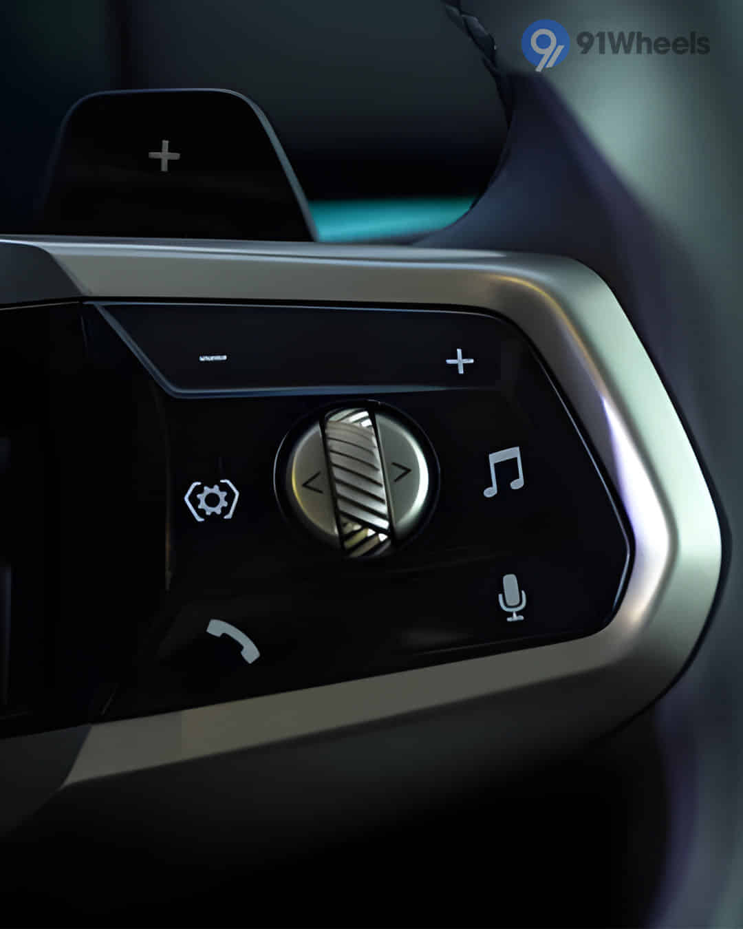 Right Steering Mounted Controls