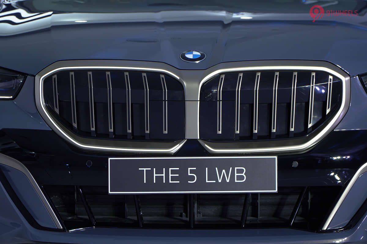 BMW 5-Series Grille