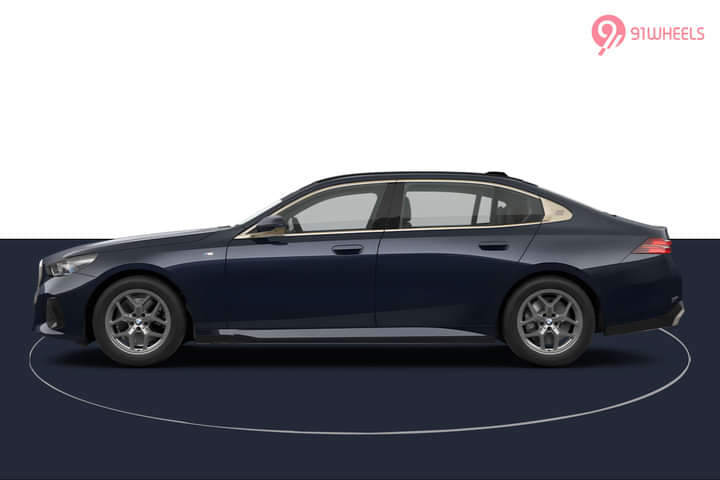 BMW 5-Series Left Side View