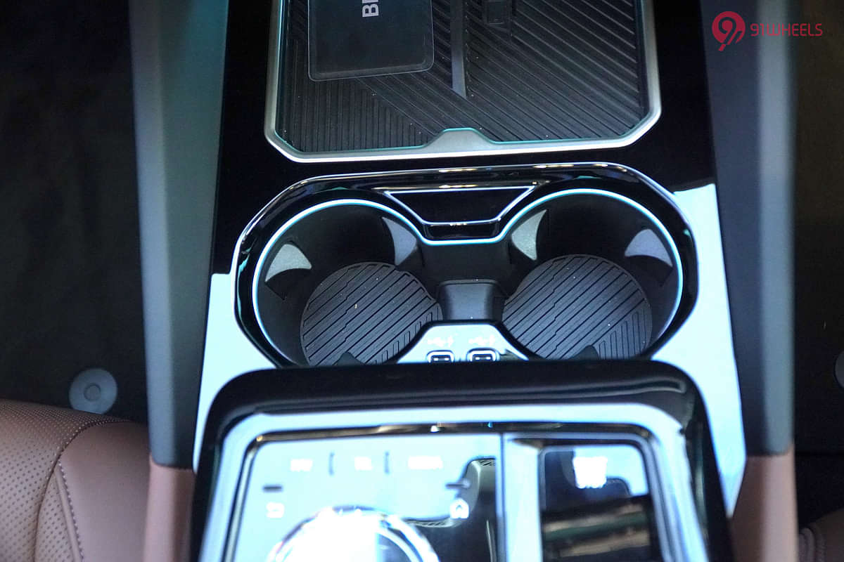 BMW 5-Series Cup Holders