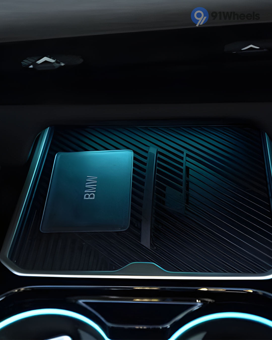 BMW 5-Series Power Socket / USB / Wireless Charging