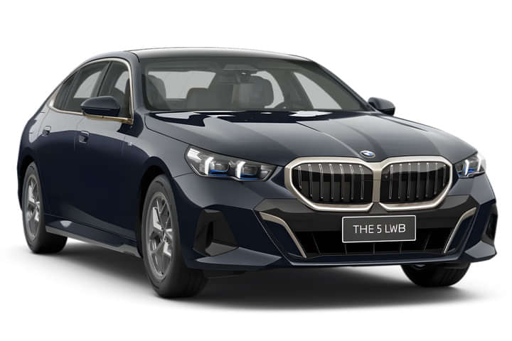 BMW 5-Series Right Front Three Quarter