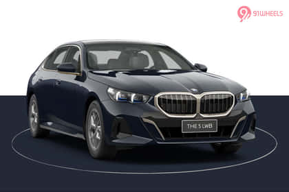 BMW 5-Series Right Front Three Quarter BMW 5-Series Right Front Three Quarter