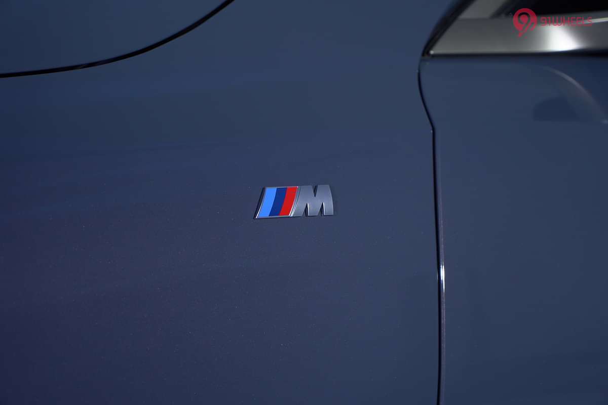 BMW 5-Series front badge