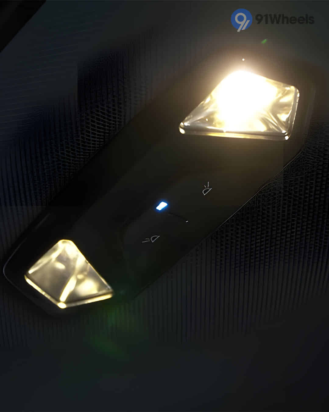 Rear Row Roof Mounted Cabin Lamps