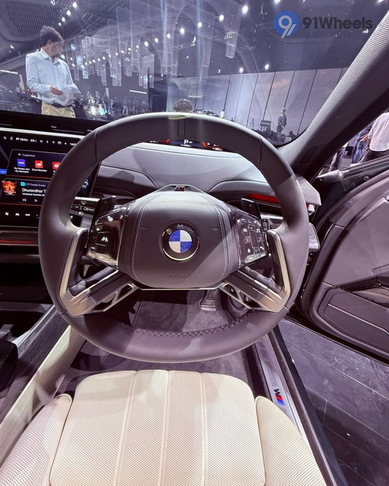 Dashboard & Front Cabin - 1