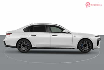BMW 7-Series Right Side View BMW 7-Series Right Side View