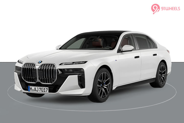BMW 7-Series Left Front Three Quarter