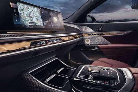 BMW 7-Series Dashboard