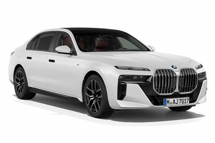 BMW 7-Series Right Front Three Quarter