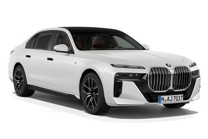 BMW 7-Series Right Front Three Quarter