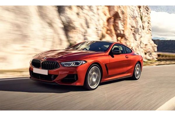 BMW 8 Series 2021-2023 Driving Shot