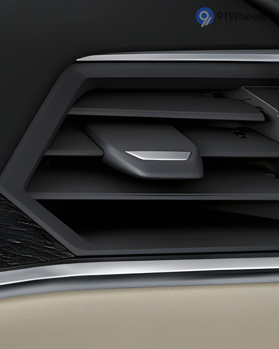 Dashboard & Front Cabin - 2 Dashboard & Front Cabin - 2