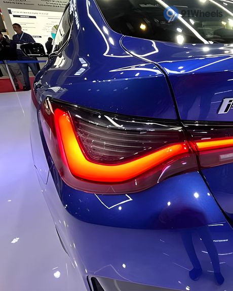 i4 Tail Light / Tail Lamp