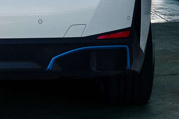 BMW i4 Exhaust Pipes
