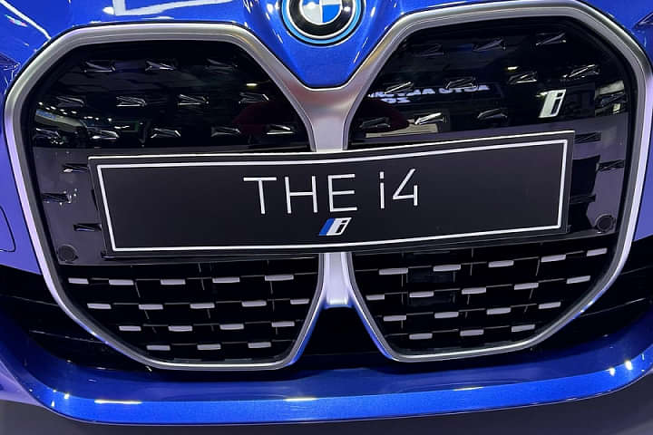 BMW i4 Grille