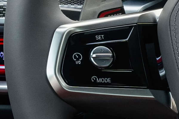 BMW i7 Left Steering Mounted Controls