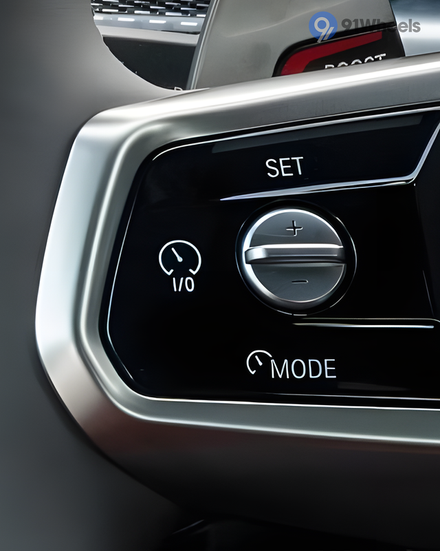 i7 Left Steering Mounted Controls