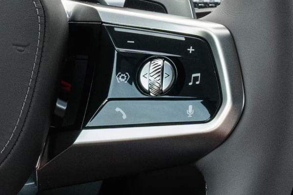 BMW i7 Right Steering Mounted Controls