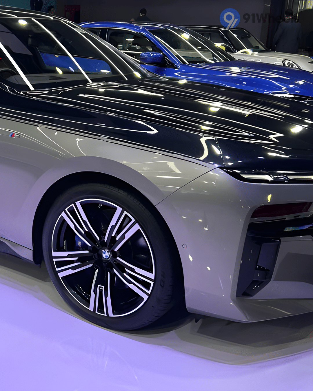 Closed Hood / Bonnet