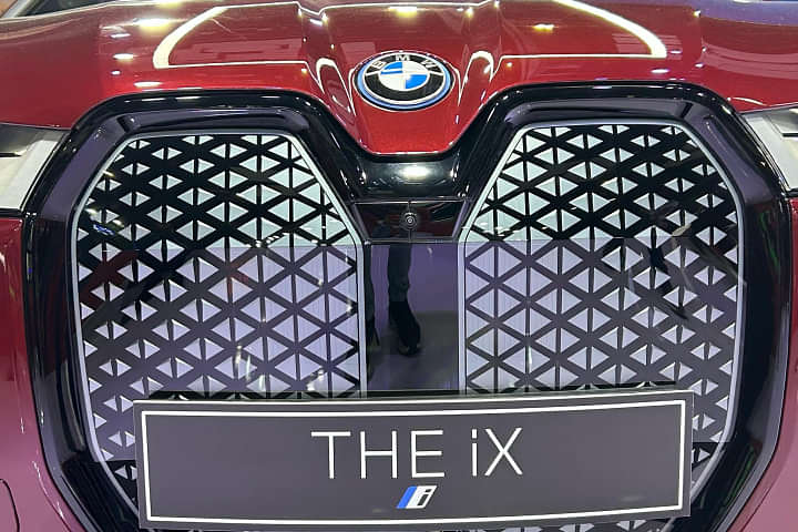BMW iX Electric Grille