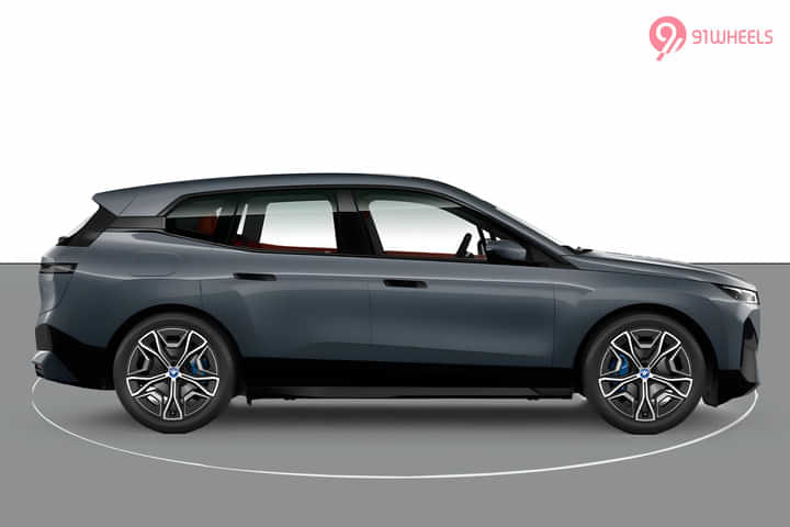 BMW iX Electric Right Side View BMW iX Electric Right Side View