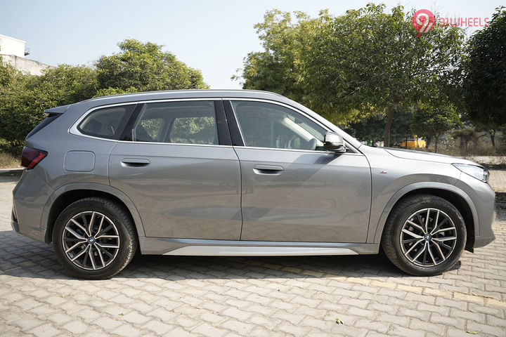 BMW iX1 LWB Right Side View