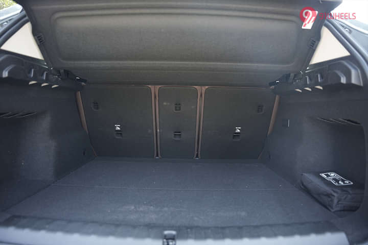 BMW iX1 LWB Bootspace