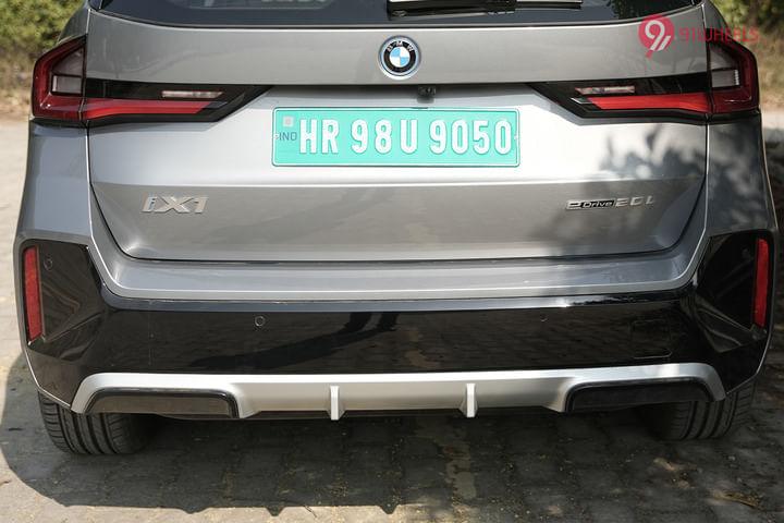 BMW iX1 LWB Closed Boot/Trunk