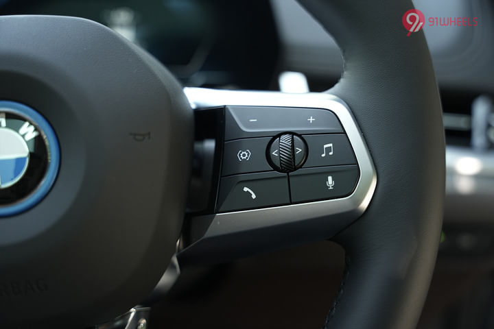 BMW iX1 LWB Right Steering Mounted Controls