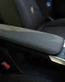 Front Centre Arm Rest