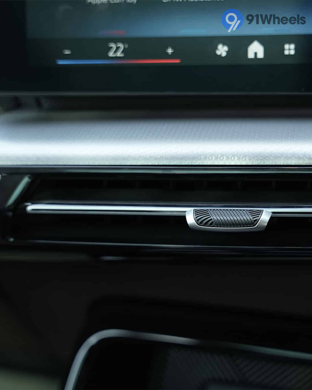 Front Centre Air Vents