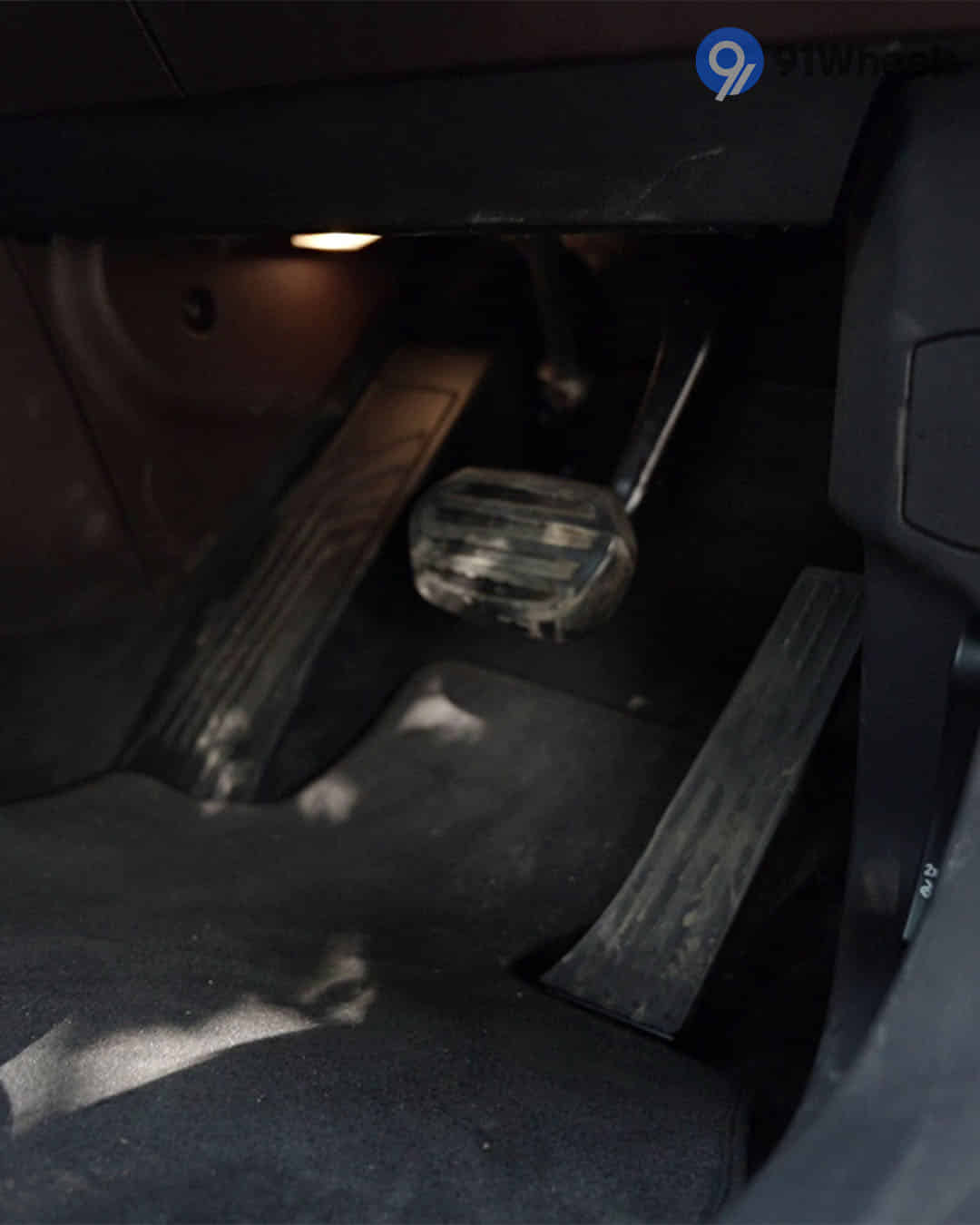 Pedals / Foot Controls