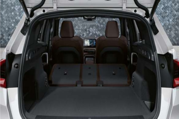 BMW iX1 2023-2025 Open Boot/Trunk