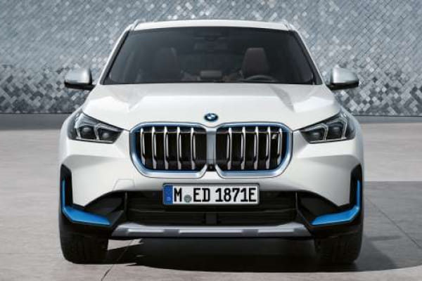 BMW iX1 2023-2025 Front View