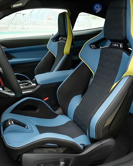 M4 Competition Front Row Seats