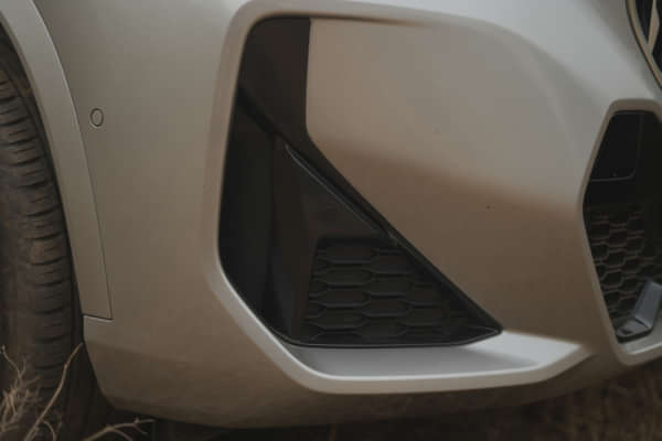 BMW X1 Grille