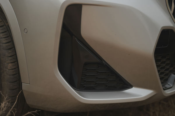 BMW X1 Grille
