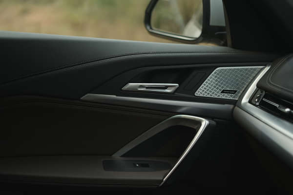 BMW X1 Front Passenger Side Door Pad