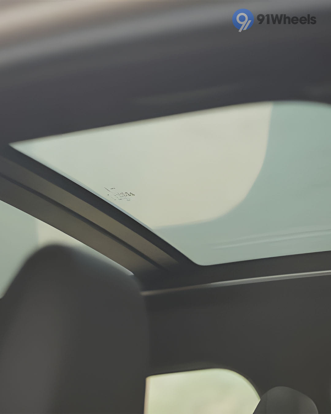 Seats & Cabin Comfort - 4