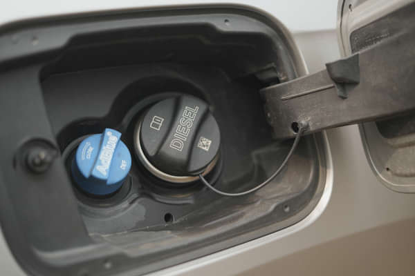 BMW X1 Open Fuel Lid