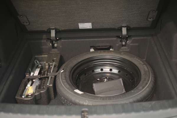 BMW X1 Under Boot/Spare Wheel